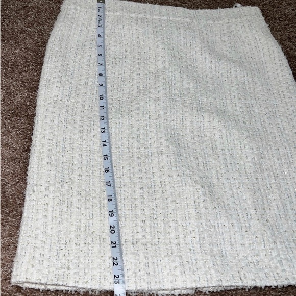 Fashion pioneer - Picture 7 of 8